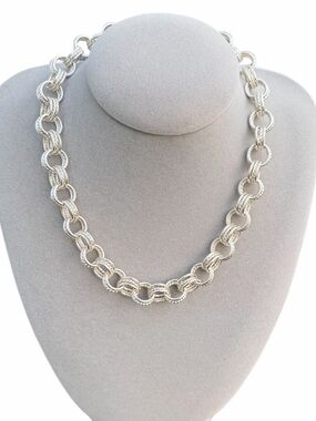 T TAHARI Silver O Ring Circles Chain Necklace